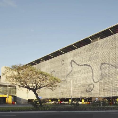 Brisbane airport car park features a kinetic facade to create energy and movement